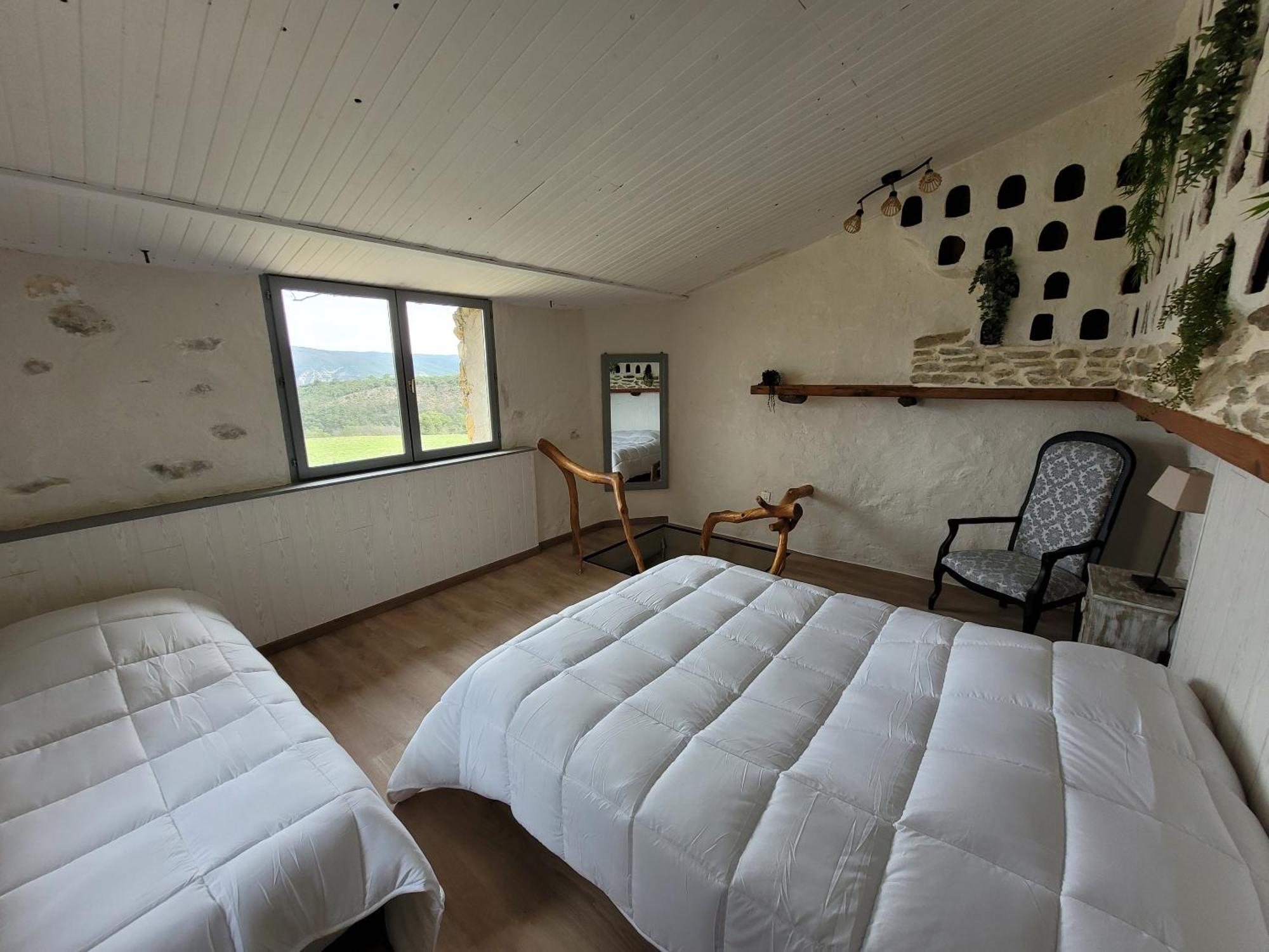 Peyruis Les Grandes Mollieres Bed & Breakfast 部屋 写真